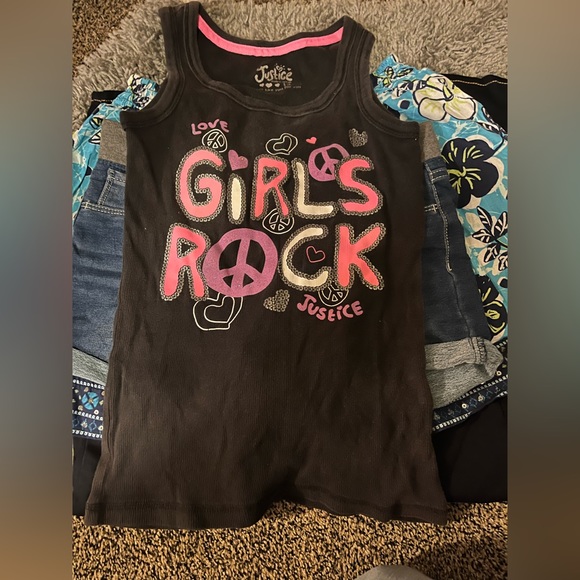 Girls clothes bundle - Picture 7 of 12